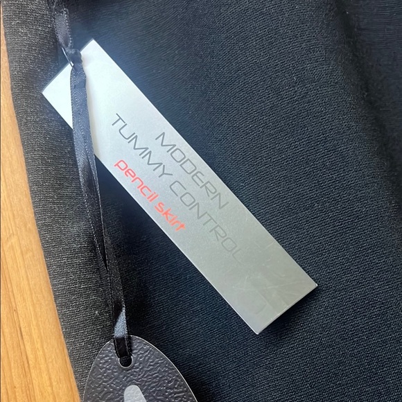 Black Knee-Length Asymmetrical Tummy Control Pencil Skirt - Picture 6 of 6